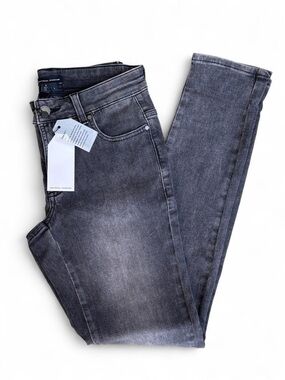 NWT Universal Standard Jeans